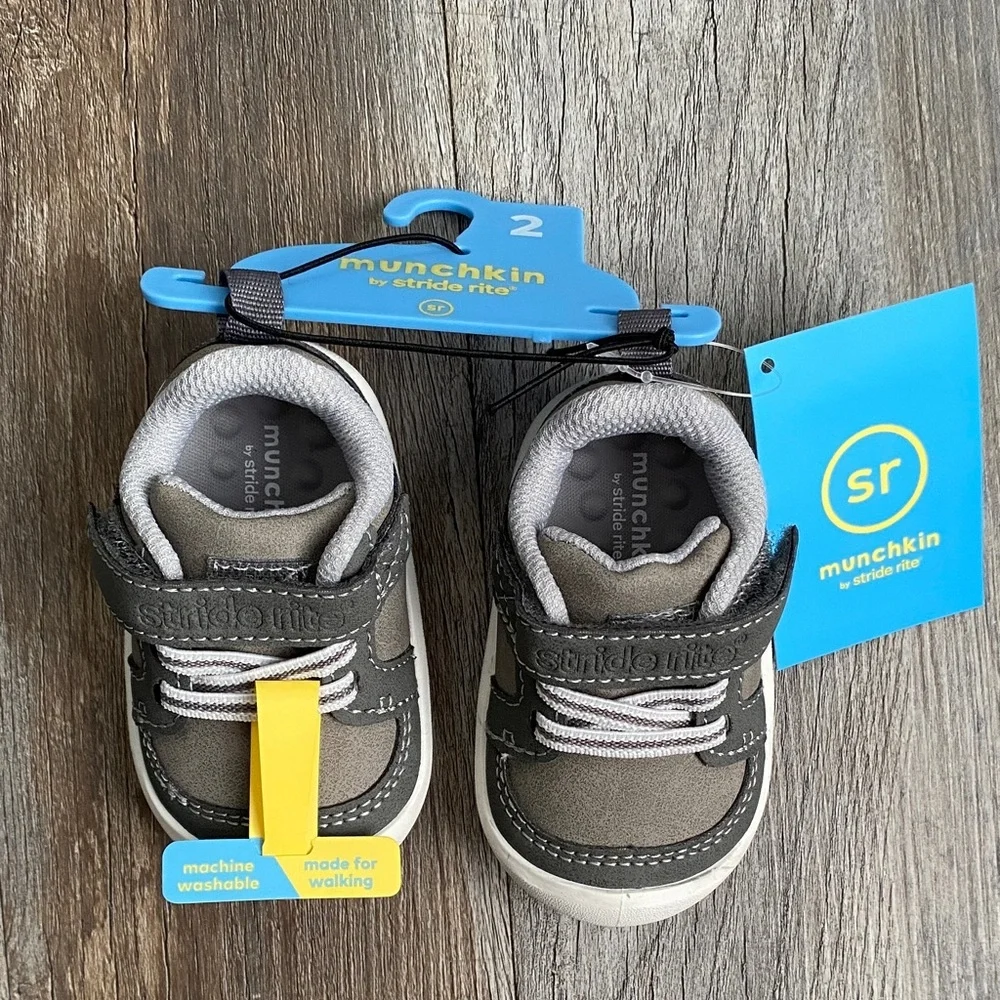 Munchkin comfortable shoes